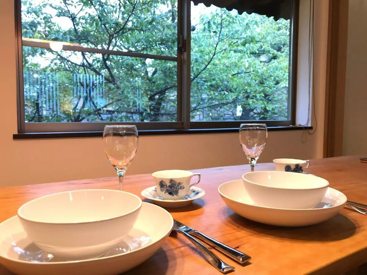 Takasegawa Suites Quioto 0*,  Japão